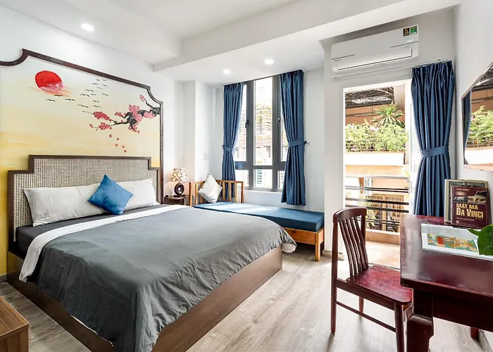 Jan Hostel Central Point